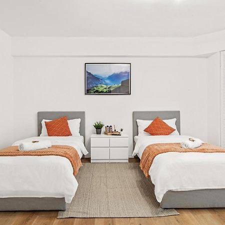 2 Zimmer Apartments, 4 Betten, Vollmoebliert,Zentrale Lage Am S-Bahnhof Берлин Экстерьер фото