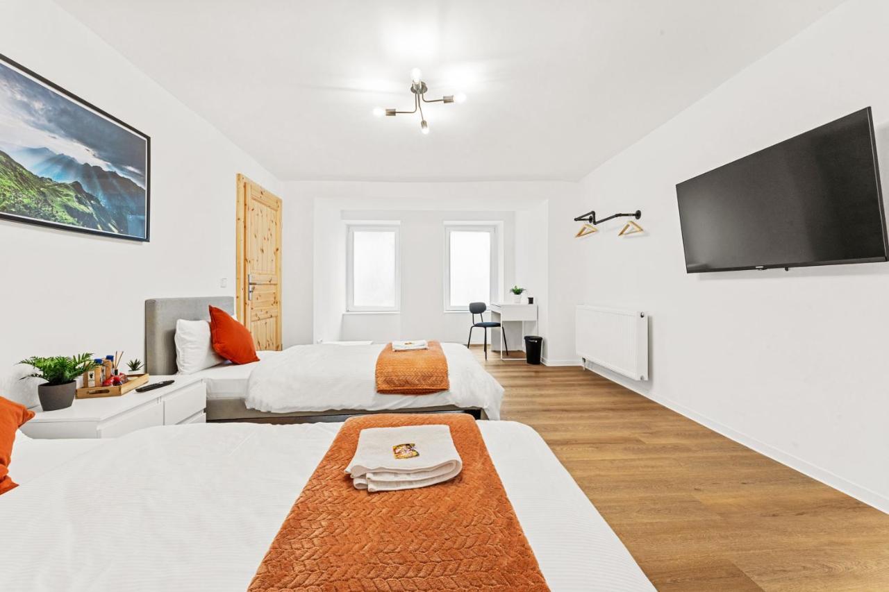 2 Zimmer Apartments, 4 Betten, Vollmoebliert,Zentrale Lage Am S-Bahnhof Берлин Экстерьер фото