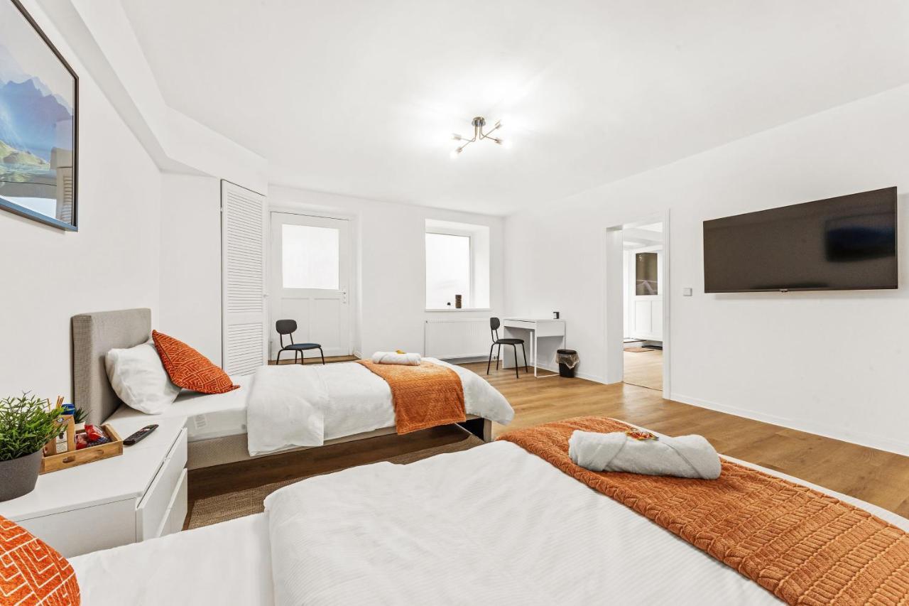 2 Zimmer Apartments, 4 Betten, Vollmoebliert,Zentrale Lage Am S-Bahnhof Берлин Экстерьер фото